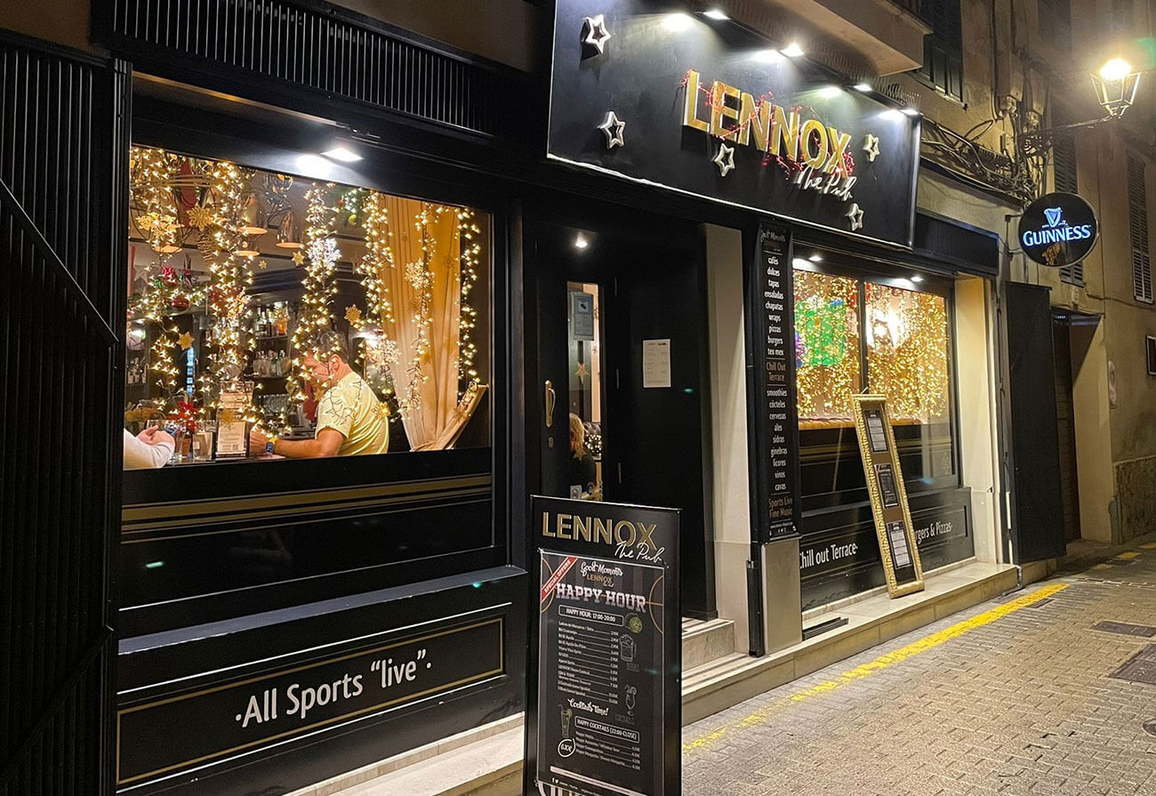 lennox-the-pub-palma-mallorca-barcelona-xmas-2022-11